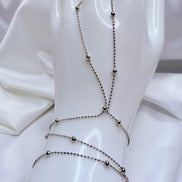 Stielvolle Handkette Elisha aus Edelstahl