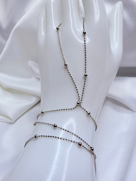 Stielvolle Handkette Elisha aus Edelstahl